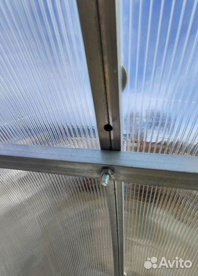 Теплица с поликарбонатом от производителя