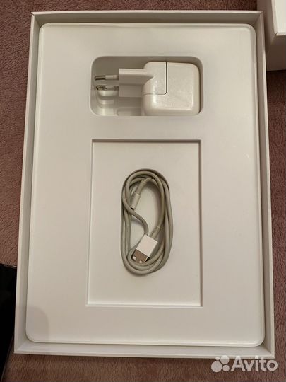 iPad WiFi cell 32 gb sim Space Gray