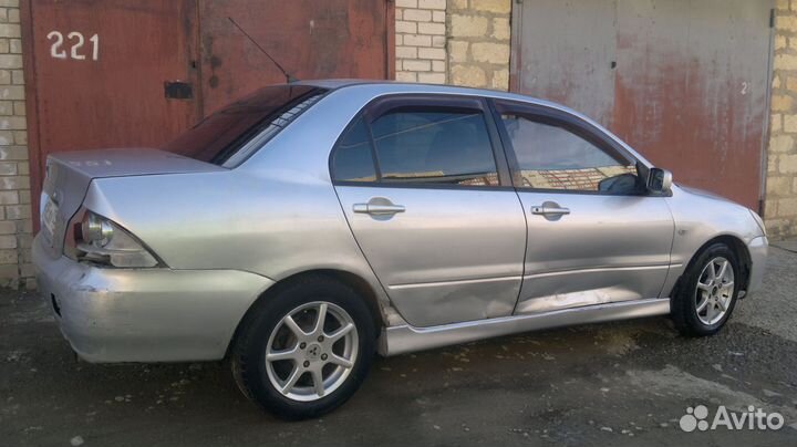 Салон лансер9