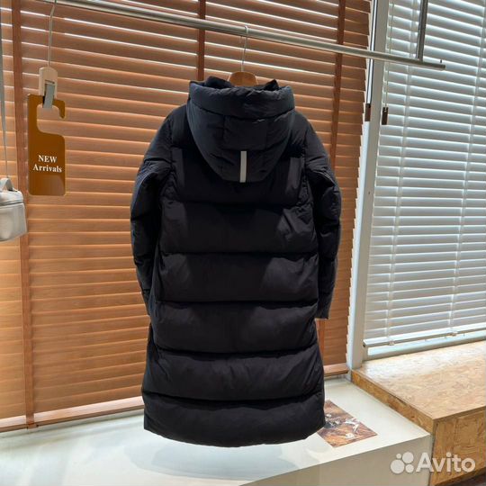 Удлинённый пуховик Canada Goose