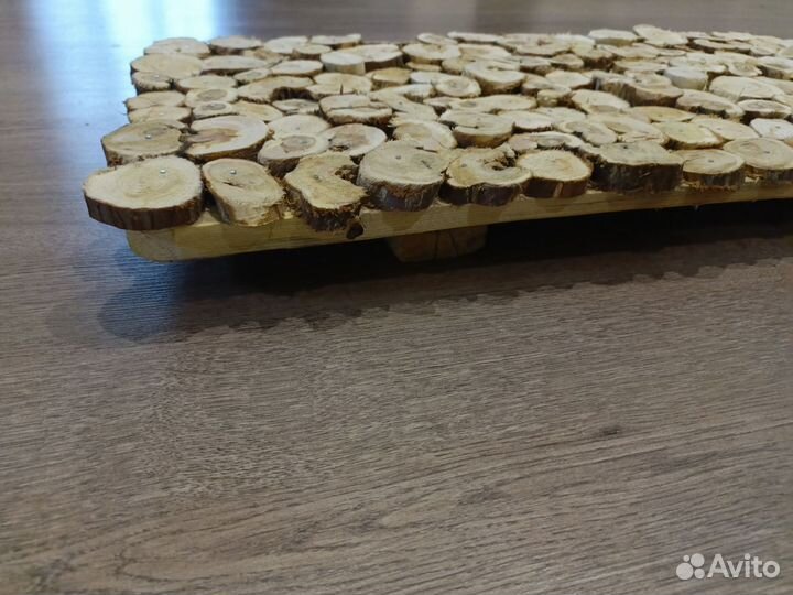 Панно из можжевельника