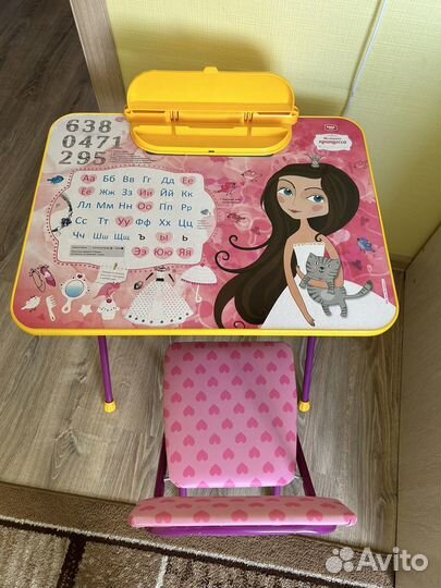 Детский стол и стул