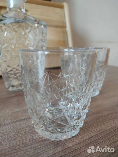 Графин и 5 стаканов