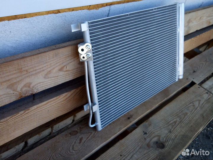 Хендай Солярис 1 радиатор кондиционера 976061R000