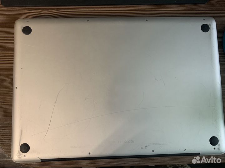 MacBook Pro 17 8gb/128ssd/Sonoma