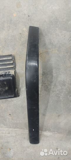 Молдинги для переднего бампера bmw 5 e34