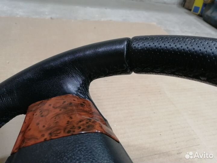 Кожаный руль газ Волга рестайлинг под дерево