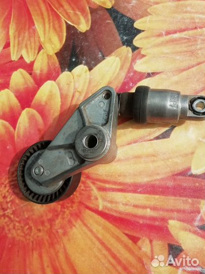 Натяжитель ролик ремня ssangyong rexton