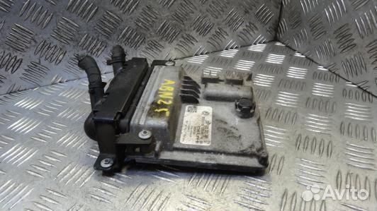 Блок управления двс skoda fabia 2 (ABN25PC01)