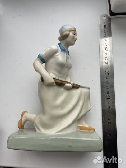 Девушка с ружьем. Осоавиахимовка. СССР 30-35гг