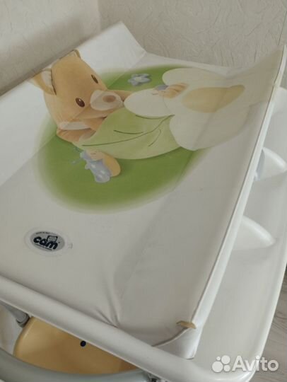 Пеленальный столик с ванночкой