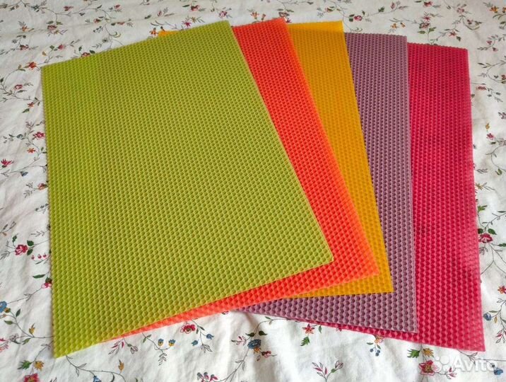 Вощина цветная