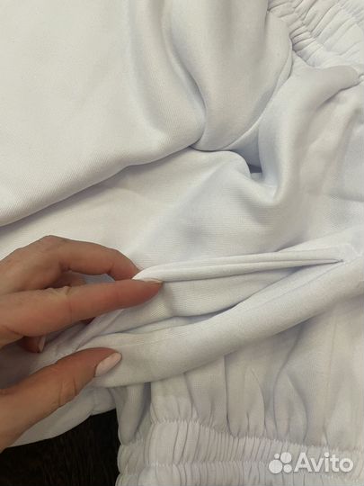 Женский спортивный костюм новый 44-46