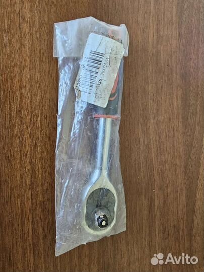 Ключи с трещеткой 1/4