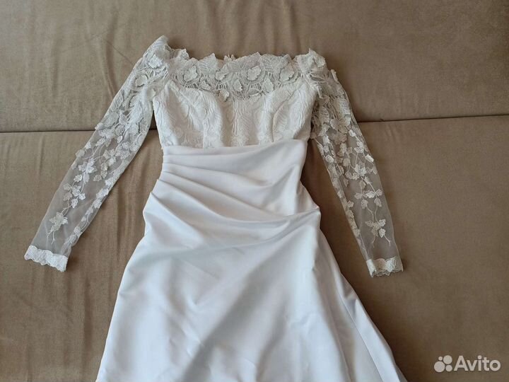 Свадебное платье