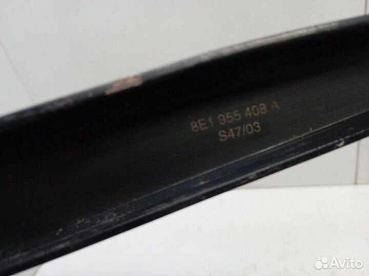 Поводок стеклоочистителя передний правый Audi A4