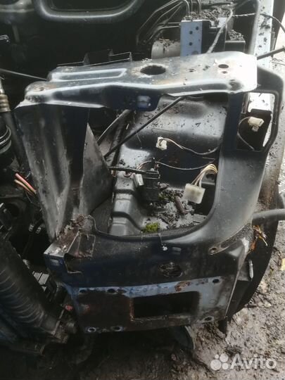 Лонжерон mercedes vito w638