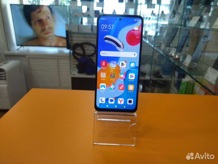 5) Redmi Note 11S 6/128