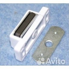 Защелка магнитная одинарная белая