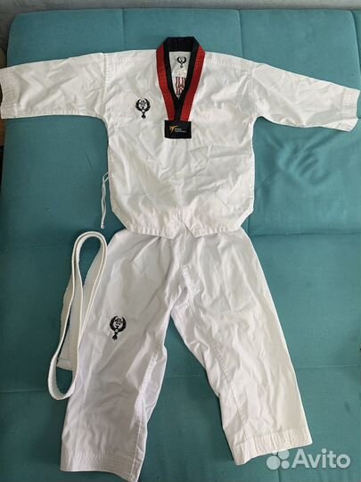 Кимоно для тхэквондо