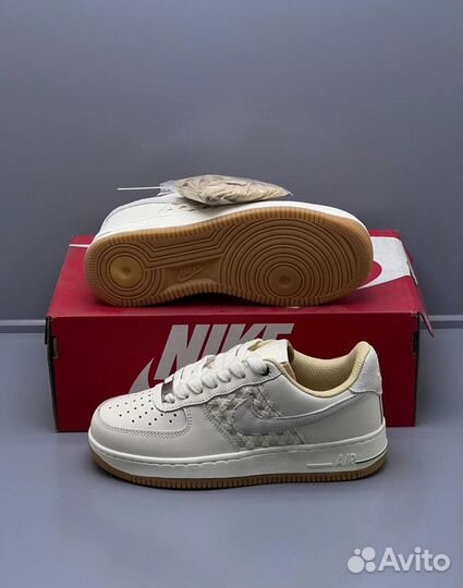 Кроссовки nike air force 1