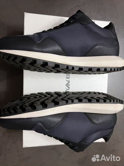 Кросовки armani