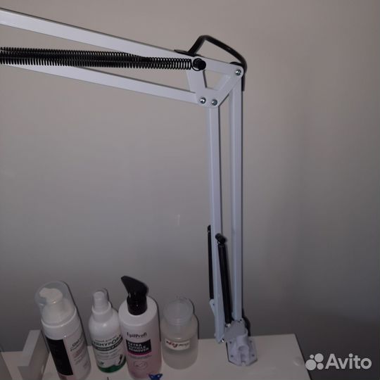 Лампа лупа для косметолога