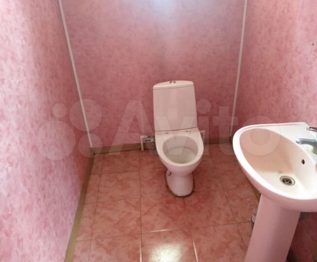 Коттедж 208 м² на участке 15 сот.