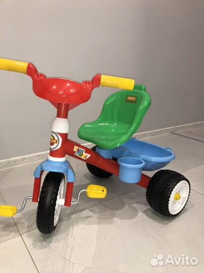 Детский трехколесный велосипед новый