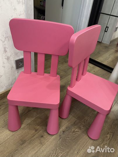 Стол и 2 стульчика IKEA