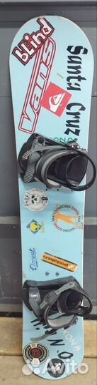 Сноуборд с креплениями и ботинками