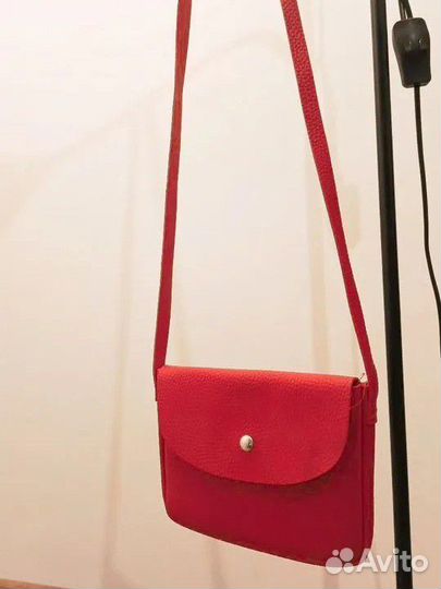Сумка женская через плечо красная