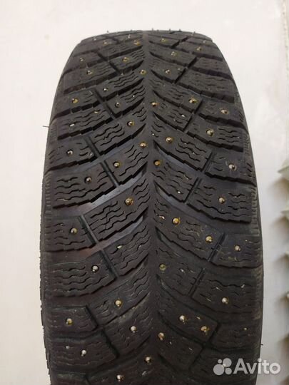 Michelin X-Ice North 4 195/60 R15