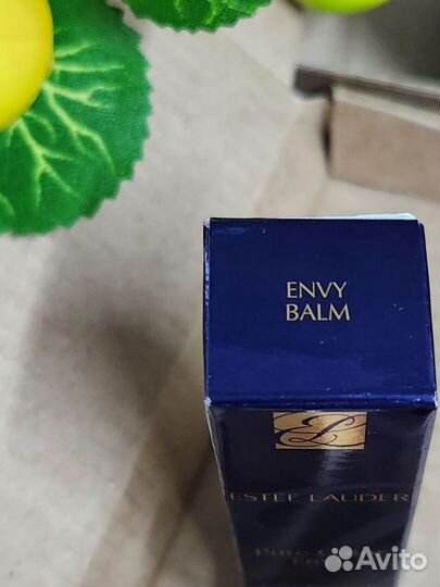 Бальзам для губ esteе lauder