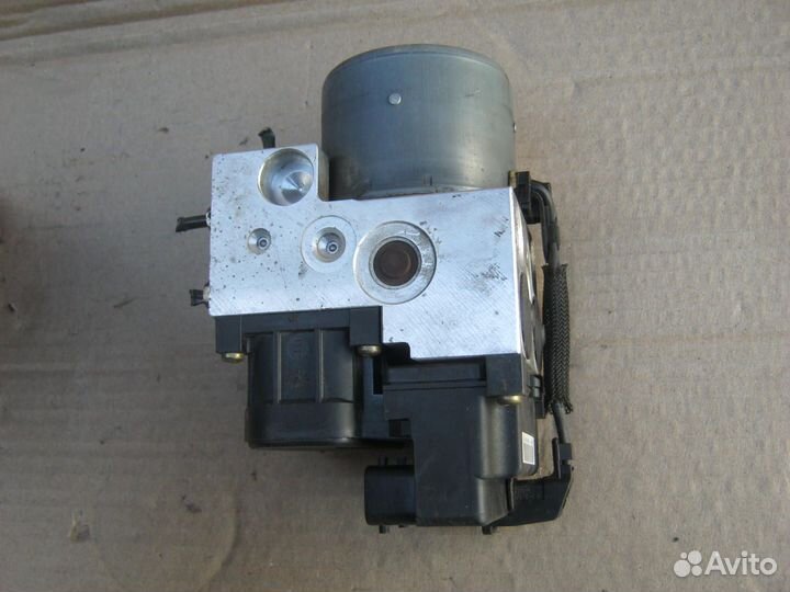 Блок abs Subaru Legacy BE5 BH5 EJ208