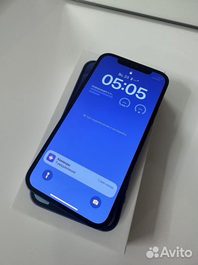 Телефон iPhone 12