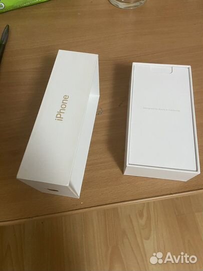 Коробка от iPhone 7