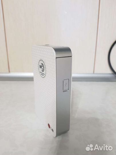 Карманный фотопринтер LG PD233T