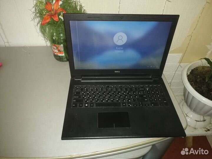 Ноутбук dell inspiron 15