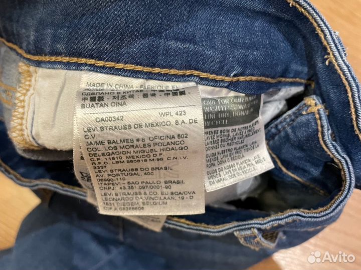 Джинсы Levis 28