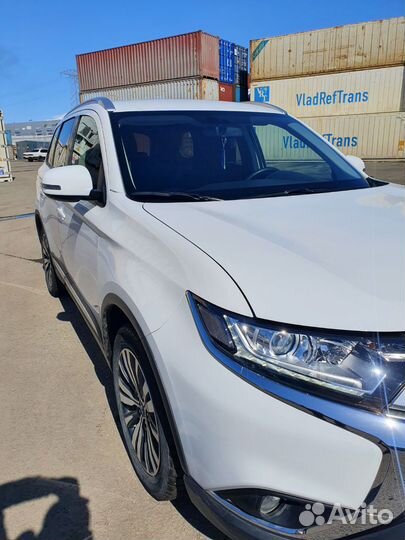 Mitsubishi Outlander 2.0 CVT, 2020, 34 500 км