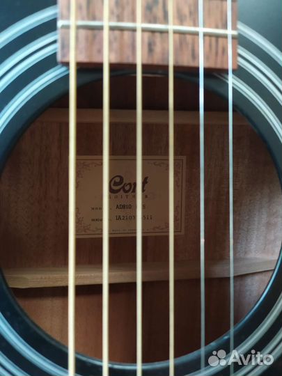 Акустическая гитара новая