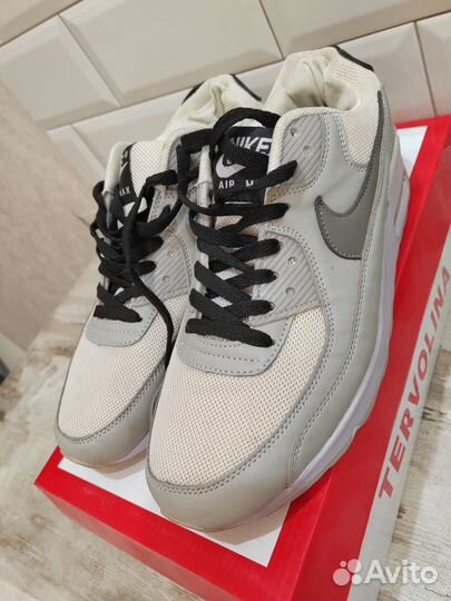 Кроссовки мужские 41 размер