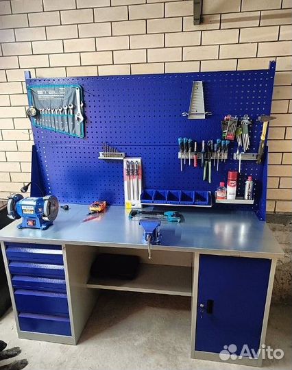 Верстак слесарный