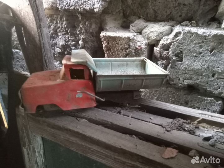 Игрушка самосвал СССР