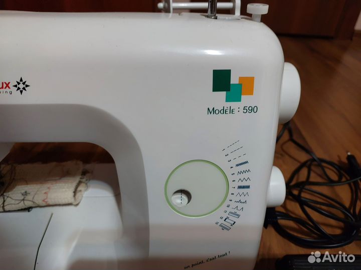 Швейная машина Astralux 590