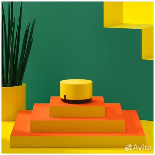 Умная колонка Яндекс Станция Лайт с Алисой,желтая