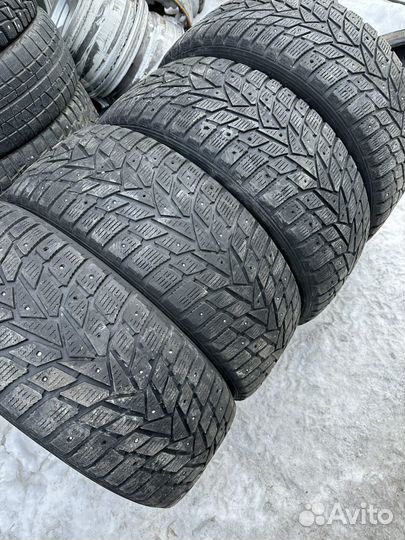 Dunlop Grandtrek Ice 02 265/50 R20 111T