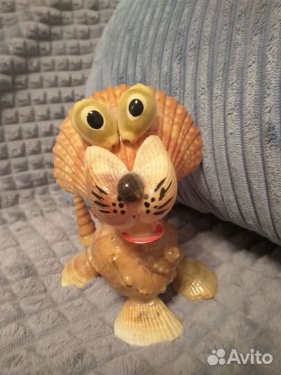 Фигурки из ракушек - кораблики, собака