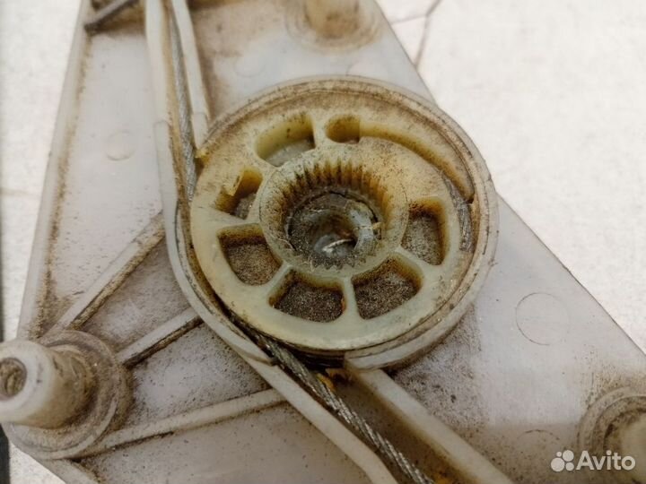 Стеклоподъемник электрический задний левый 3W58394